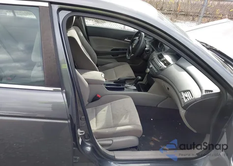 2010 Honda Accord 2.4 Lx-P из США, поврежденный, VIN 1HGCP2F49AA080880